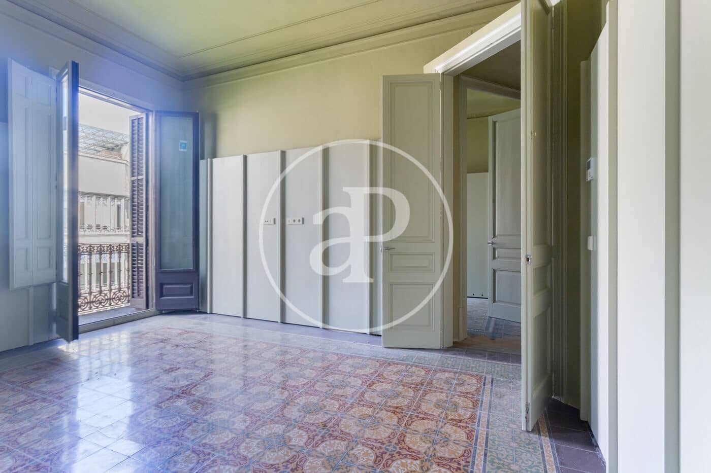 4 quarto Apartamento para arrendar em Barcelona cidade - 4 700 € (Ref: 10155237)