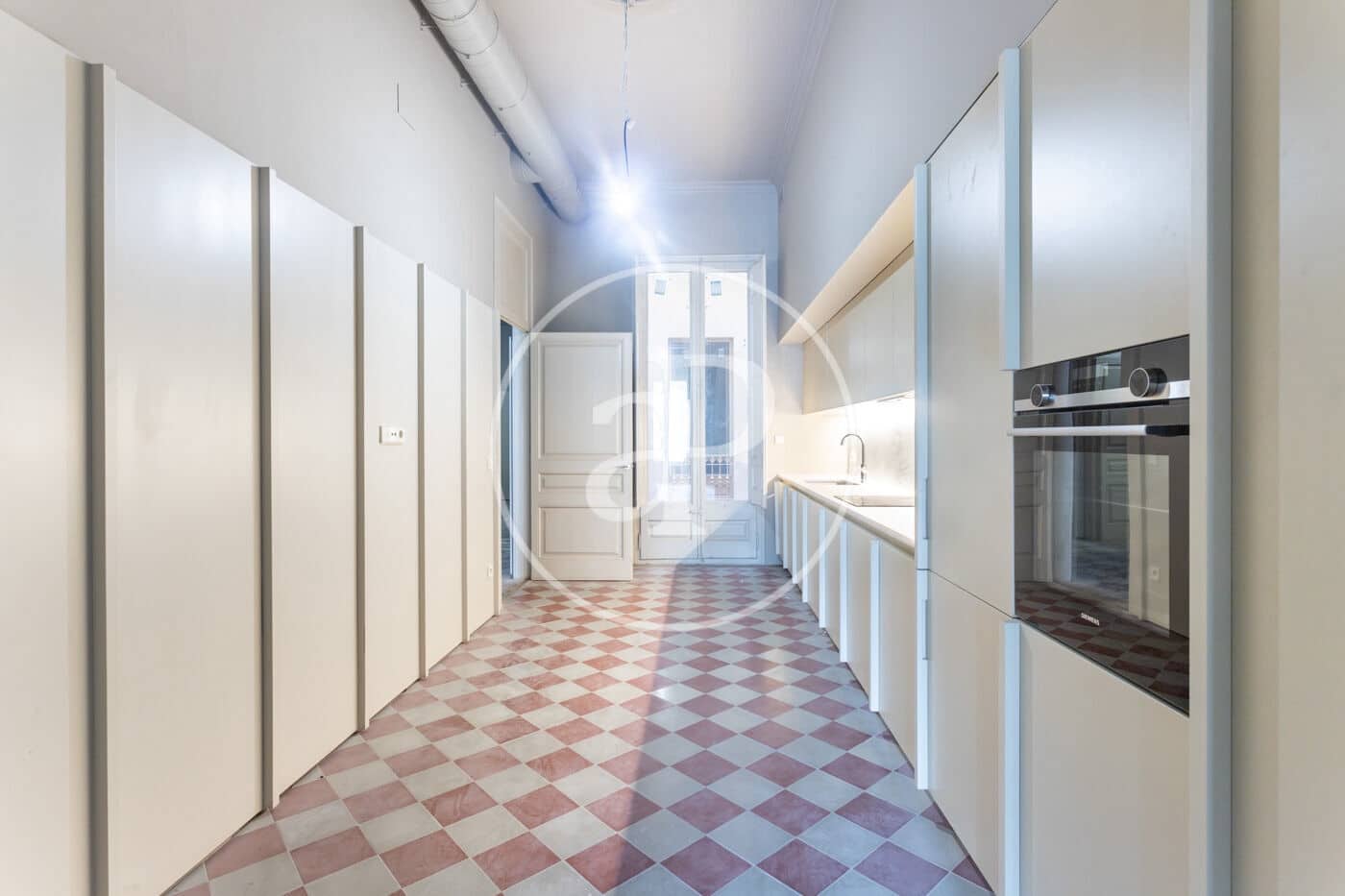 4 quarto Apartamento para arrendar em Barcelona cidade - 5 200 € (Ref: 10155238)