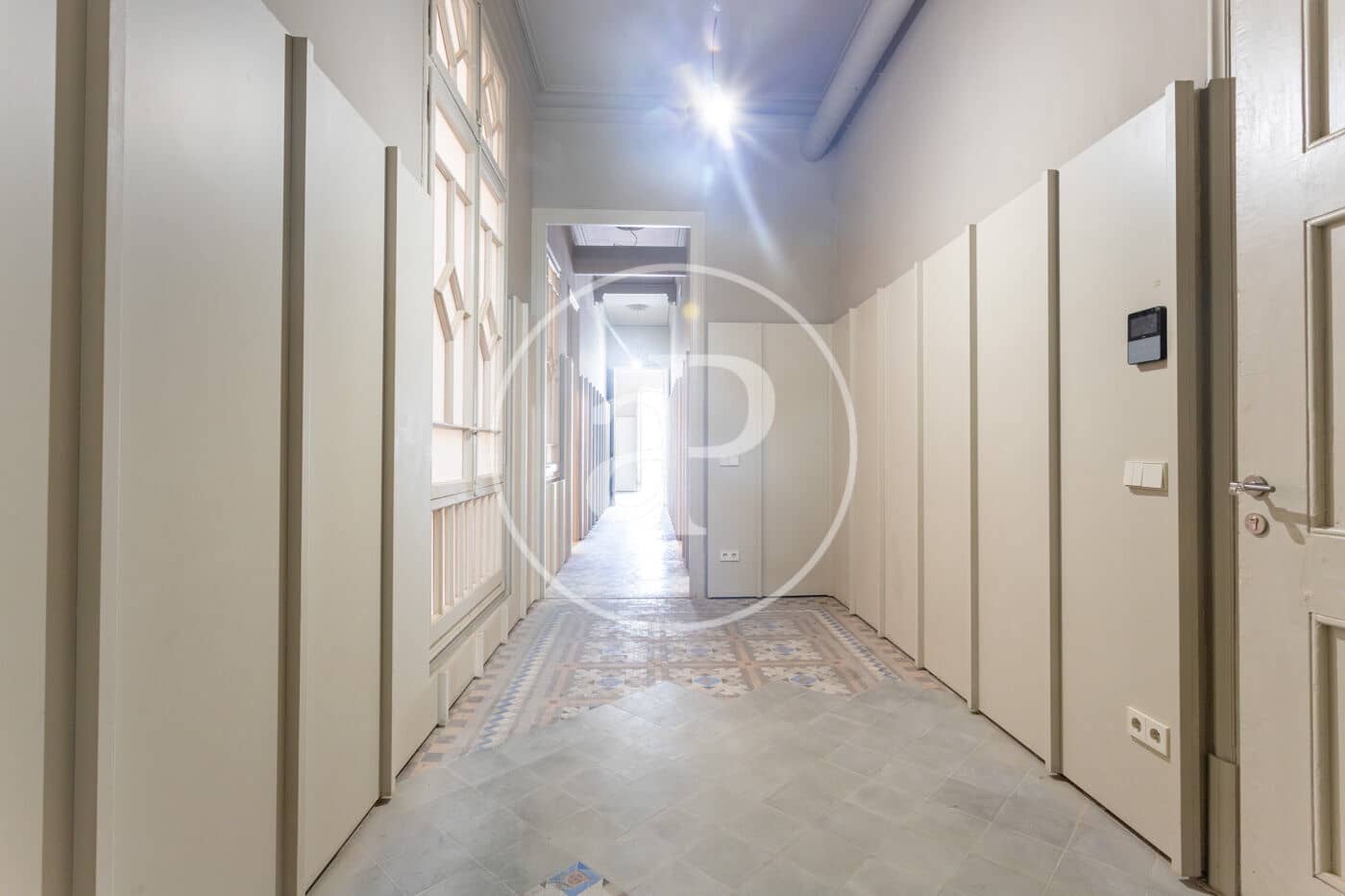 4 quarto Apartamento para arrendar em Barcelona cidade - 5 200 € (Ref: 10155238)