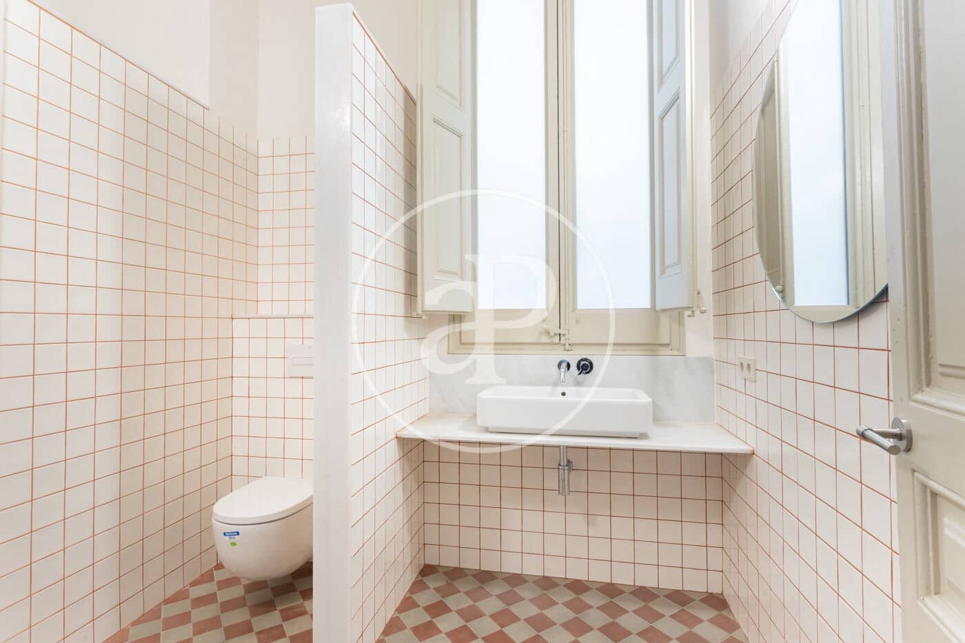 4 quarto Apartamento para arrendar em Barcelona cidade - 5 200 € (Ref: 10155238)
