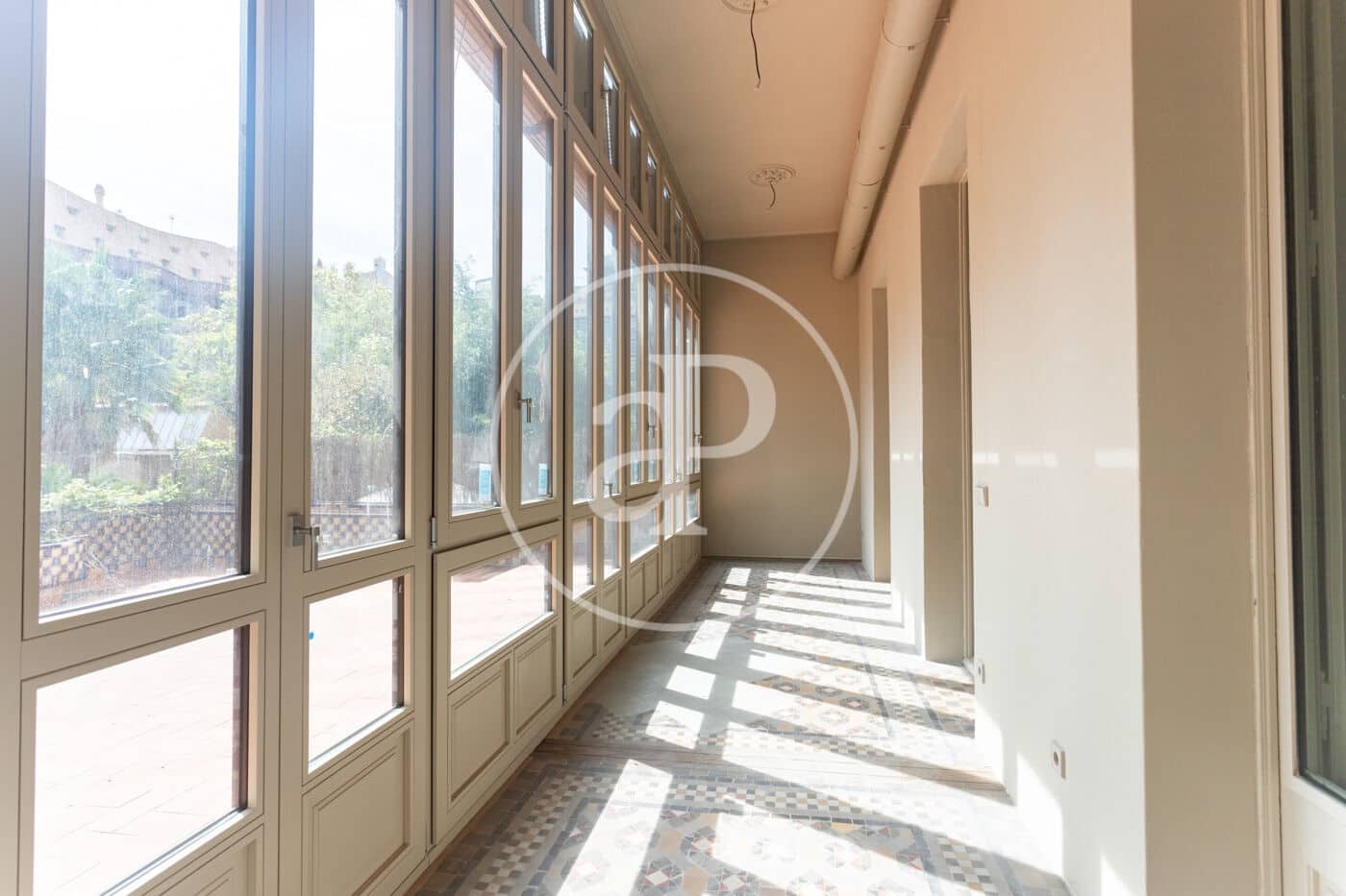 4 quarto Apartamento para arrendar em Barcelona cidade - 5 200 € (Ref: 10155238)