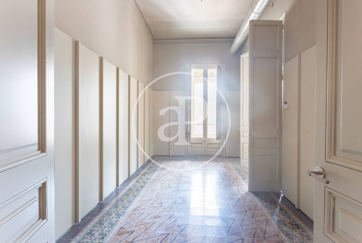4 quarto Apartamento para arrendar em Barcelona cidade - 5 200 € (Ref: 10155238)