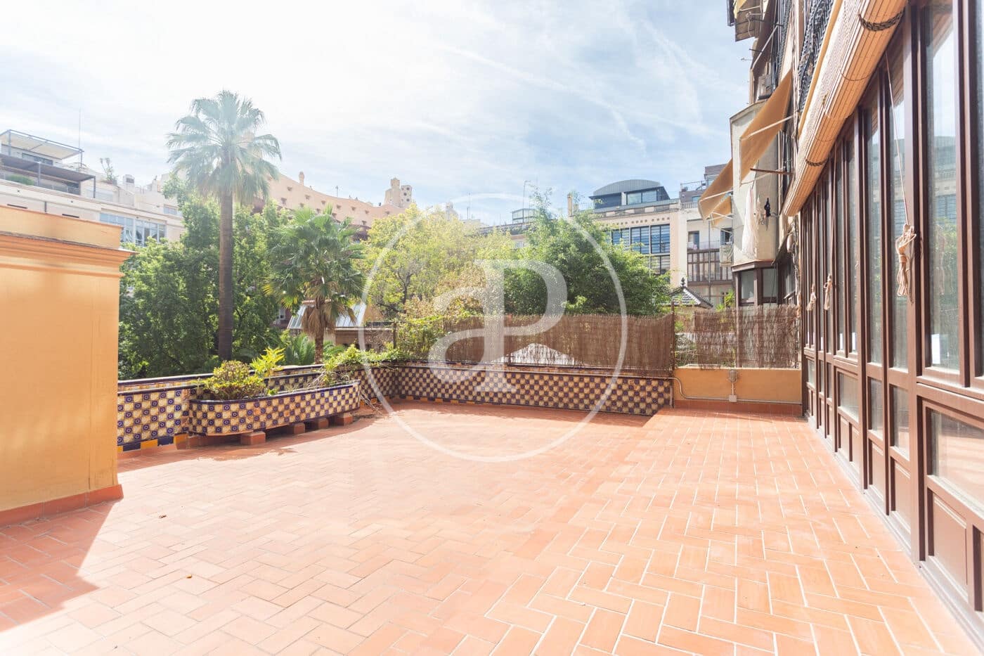 4 quarto Apartamento para arrendar em Barcelona cidade - 5 200 € (Ref: 10155238)