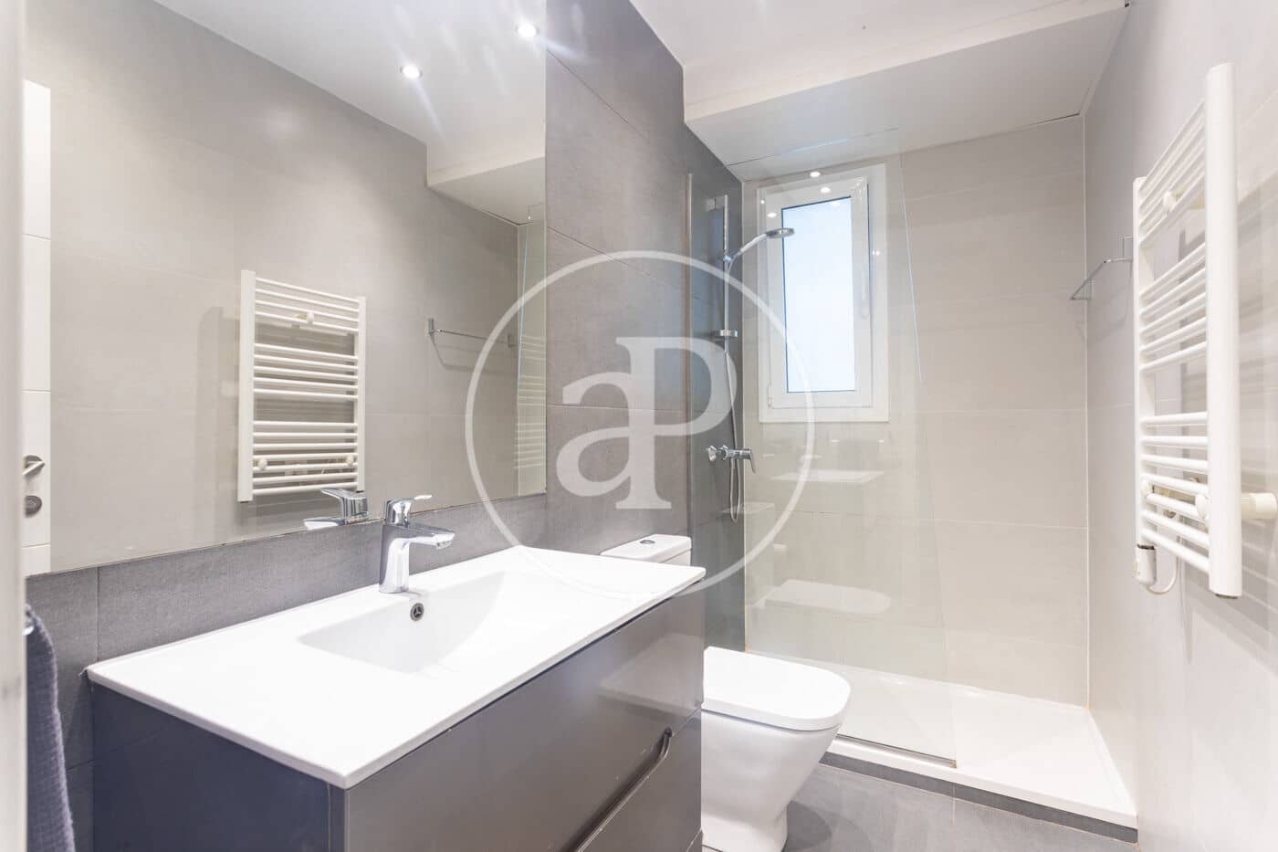 2 makuuhuone Huoneisto myytävänä paikassa Barcelona kaupunki - 375 000 € (Ref: 10157689)
