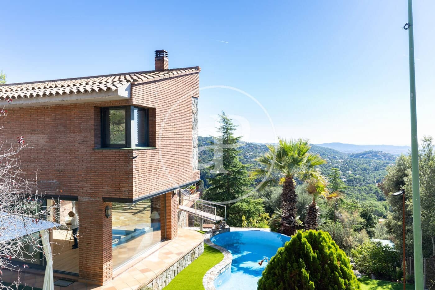 4 bedroom Villa for sale in Matadepera with pool garage - € 1,150,000 (Ref: 10157690)