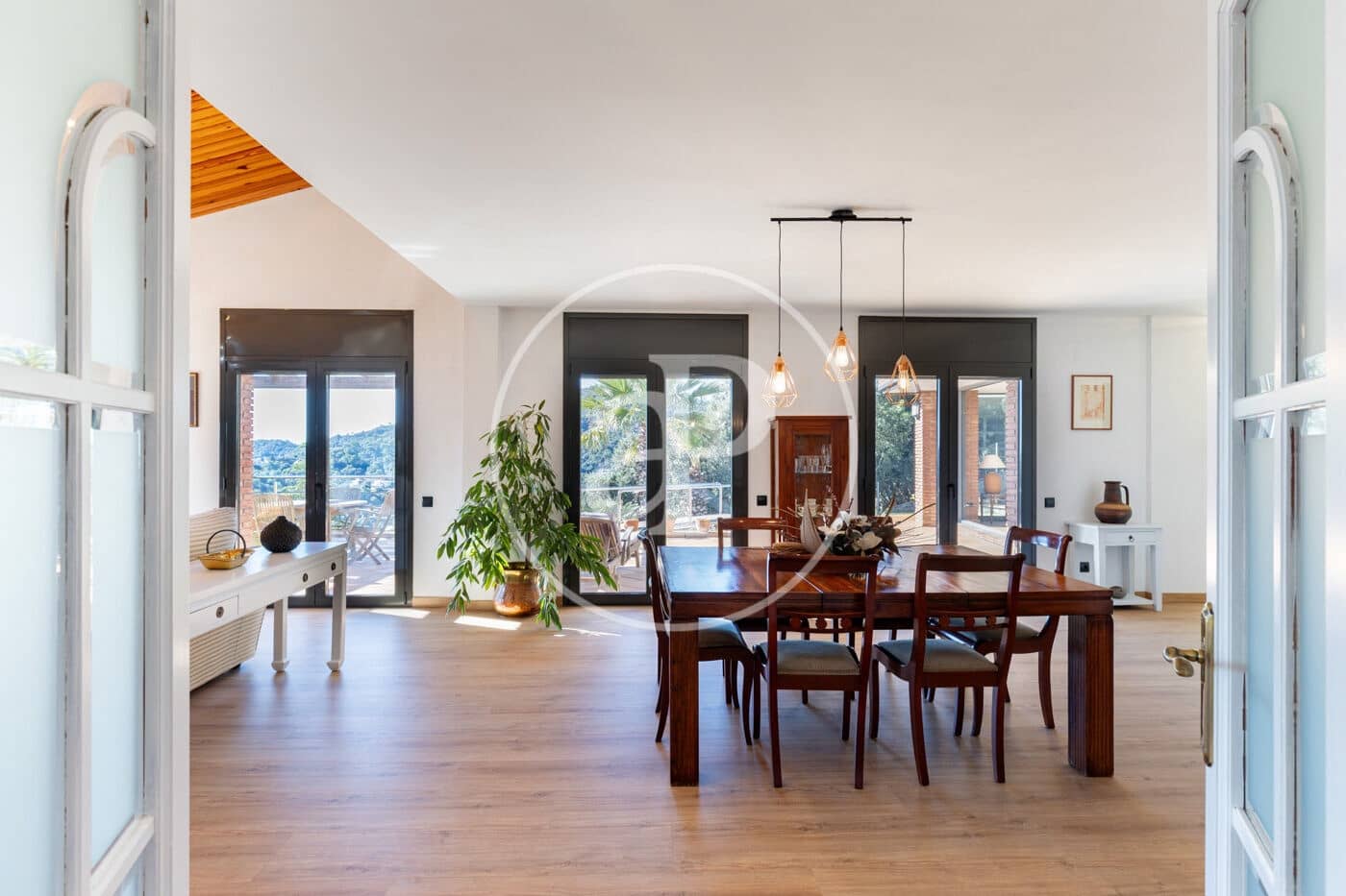 4 bedroom Villa for sale in Matadepera with pool garage - € 1,150,000 (Ref: 10157690)