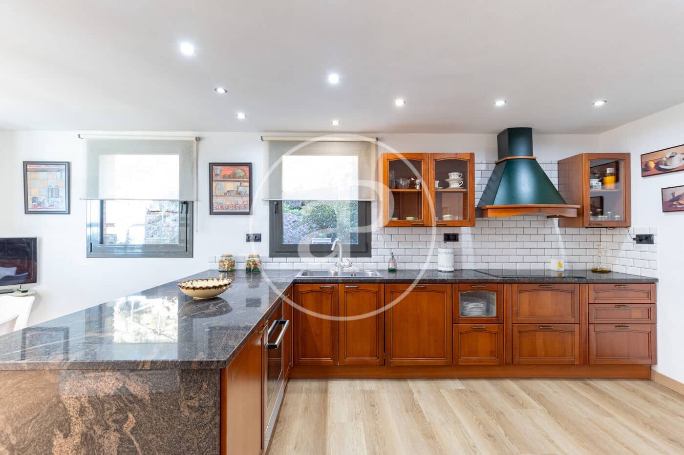 4 bedroom Villa for sale in Matadepera with pool garage - € 1,150,000 (Ref: 10157690)