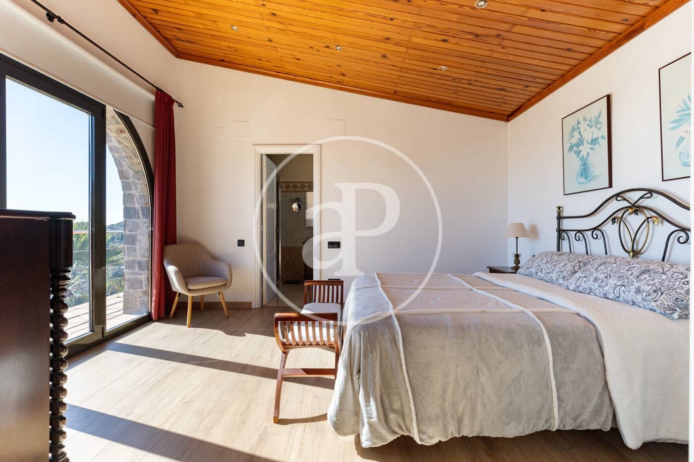 4 bedroom Villa for sale in Matadepera with pool garage - € 1,150,000 (Ref: 10157690)