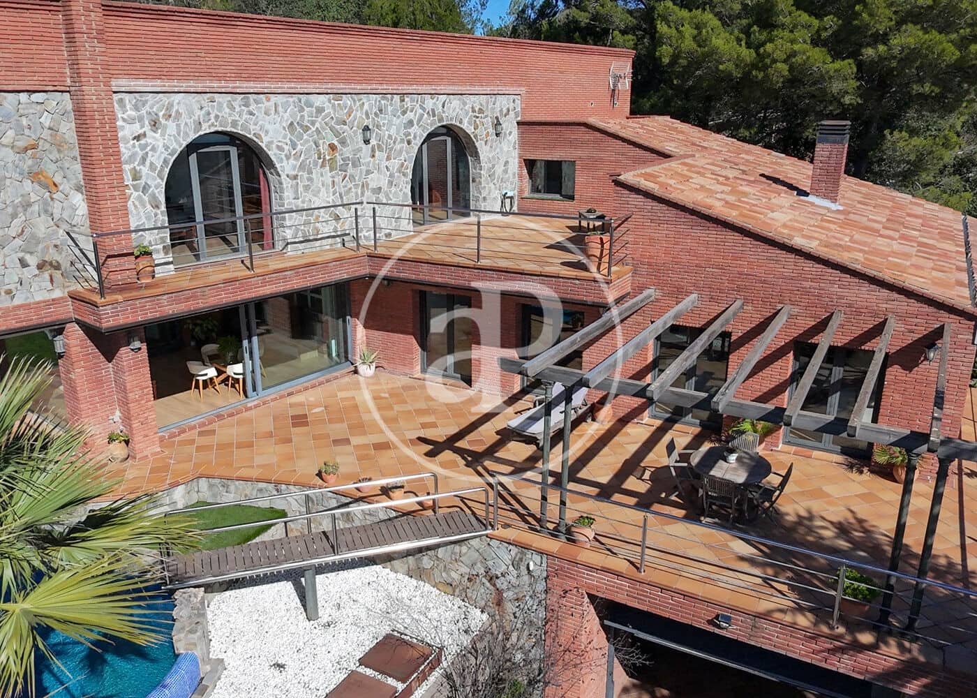 4 bedroom Villa for sale in Matadepera with pool garage - € 1,150,000 (Ref: 10157690)