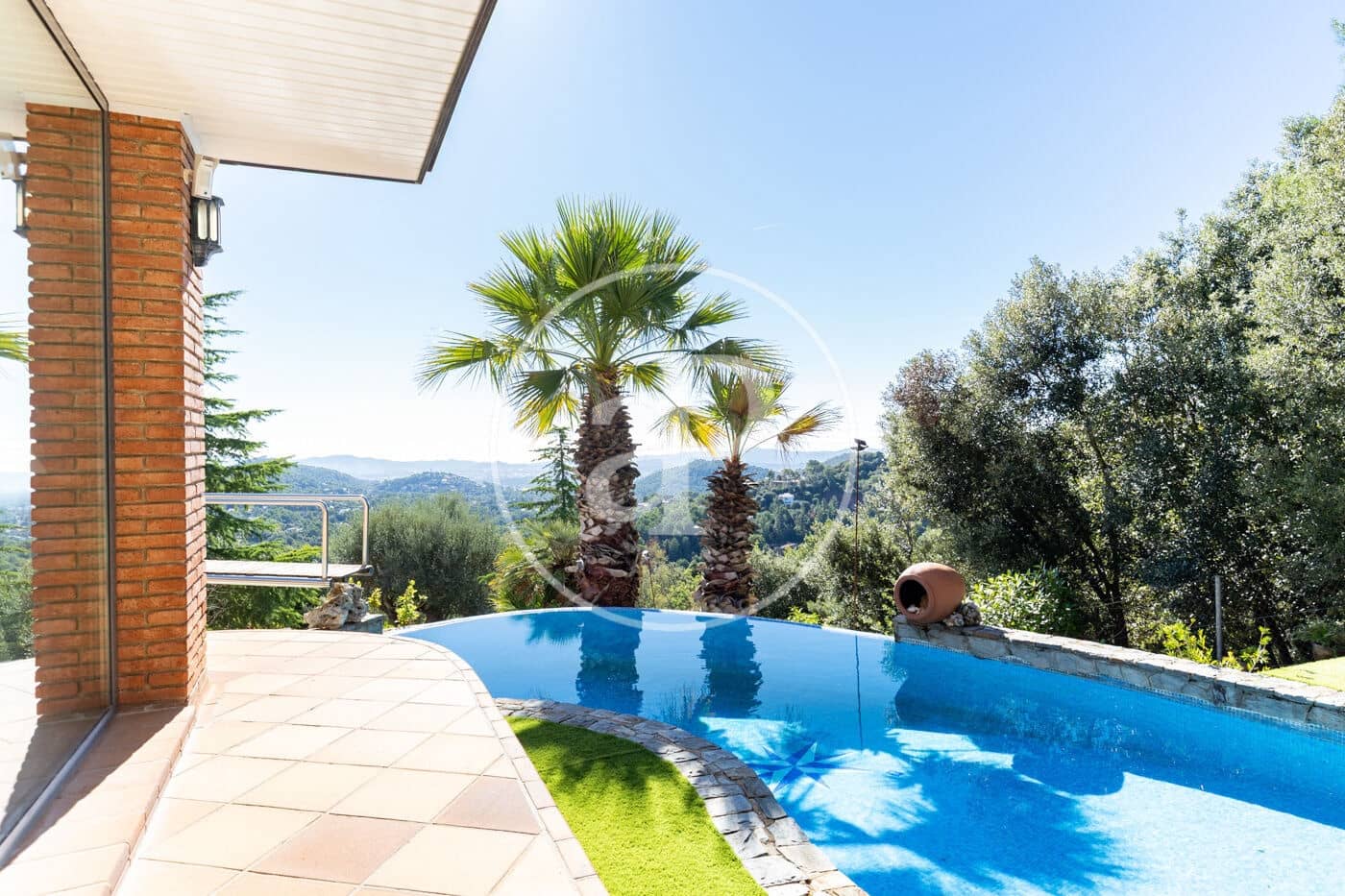 4 bedroom Villa for sale in Matadepera with pool garage - € 1,150,000 (Ref: 10157690)