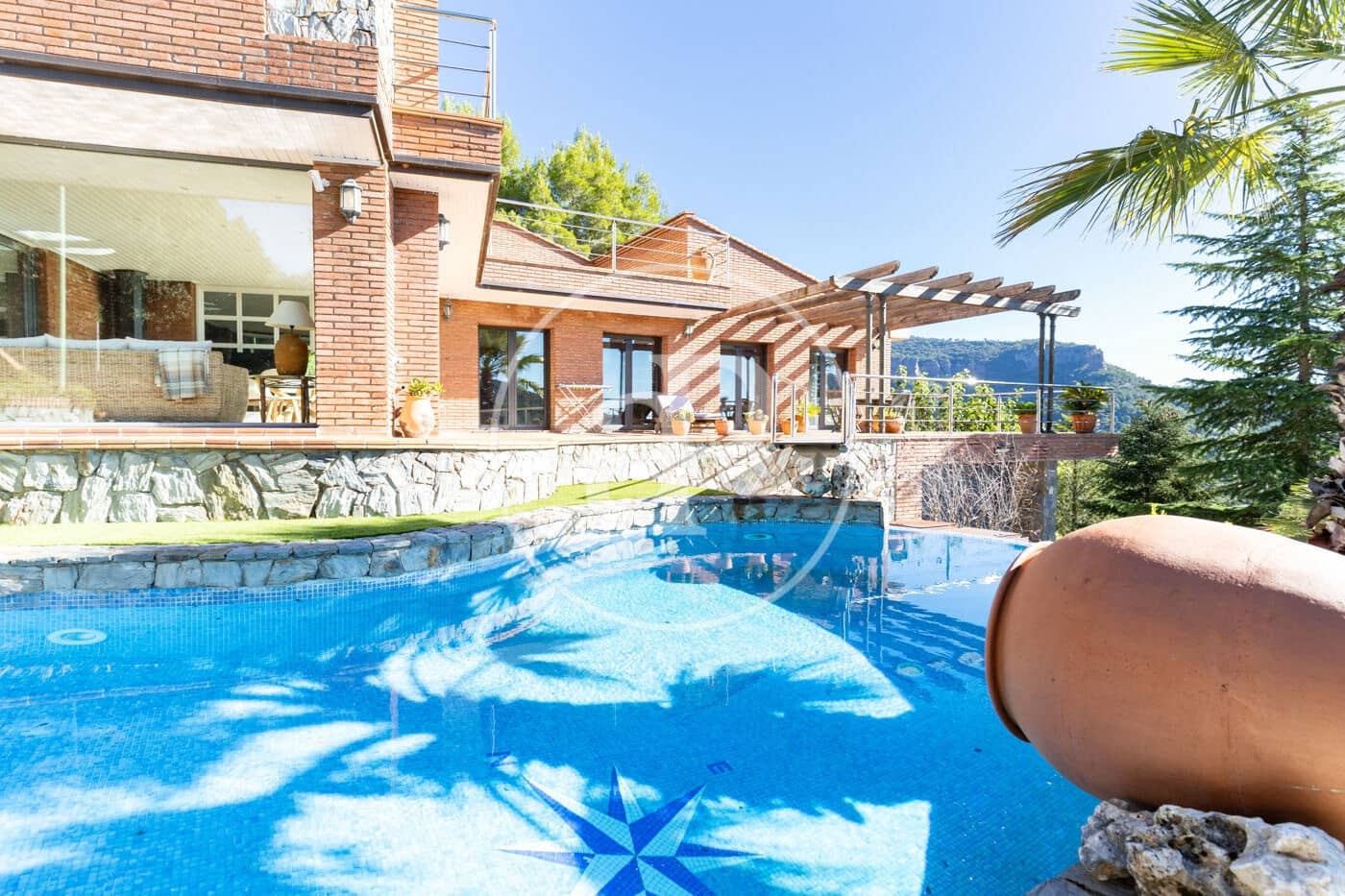 4 bedroom Villa for sale in Matadepera with pool garage - € 1,150,000 (Ref: 10157690)