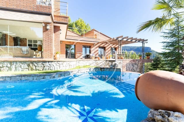 4 bedroom Villa for sale in Matadepera with pool garage - € 1,150,000 (Ref: 10157690)