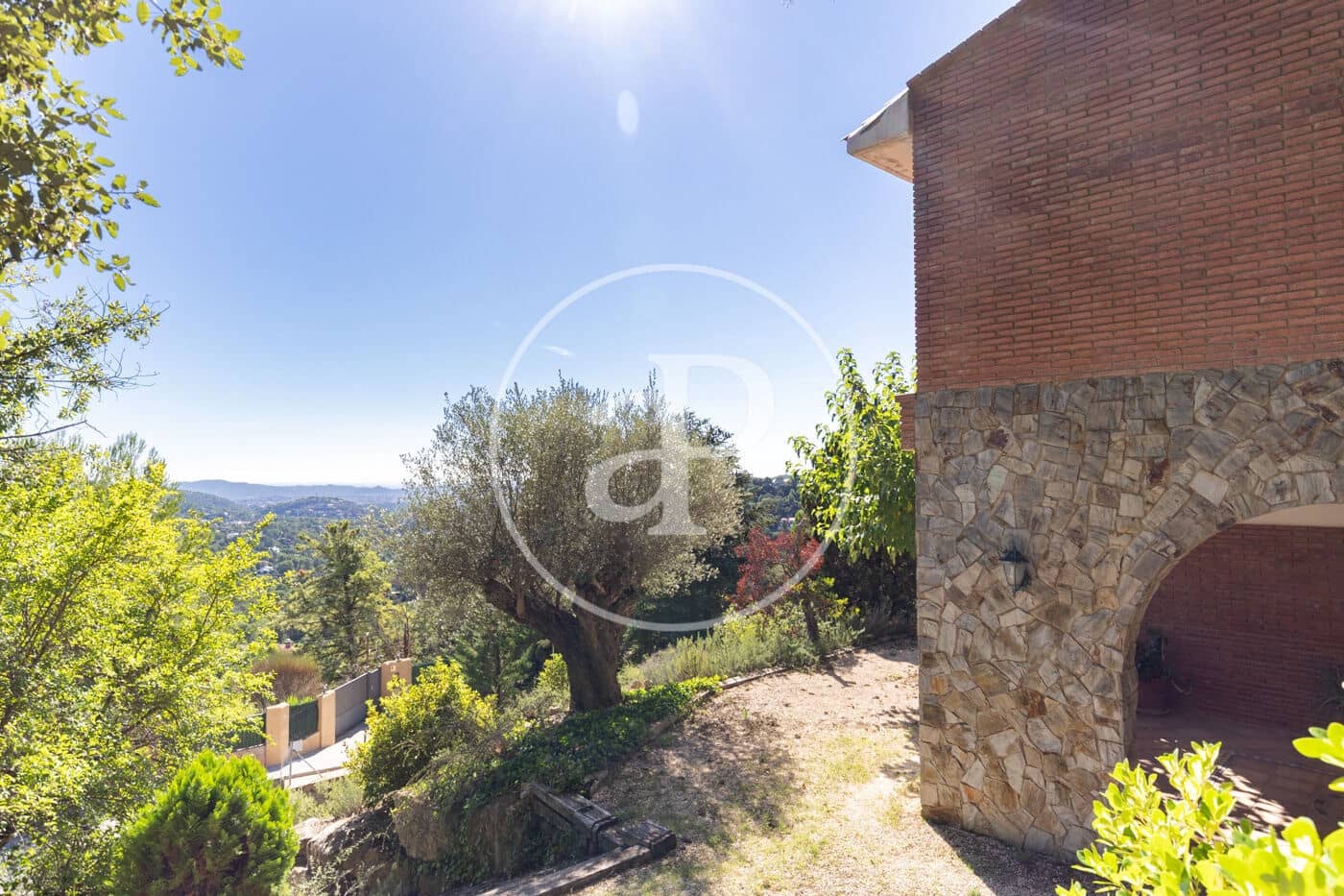 4 bedroom Villa for sale in Matadepera with pool garage - € 1,150,000 (Ref: 10157690)