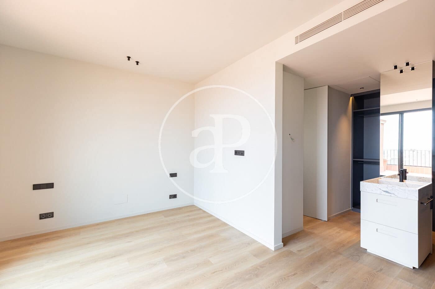 2 soveværelse Lejlighed til salg i Barcelona by - € 1.400.000 (Ref: 10159566)
