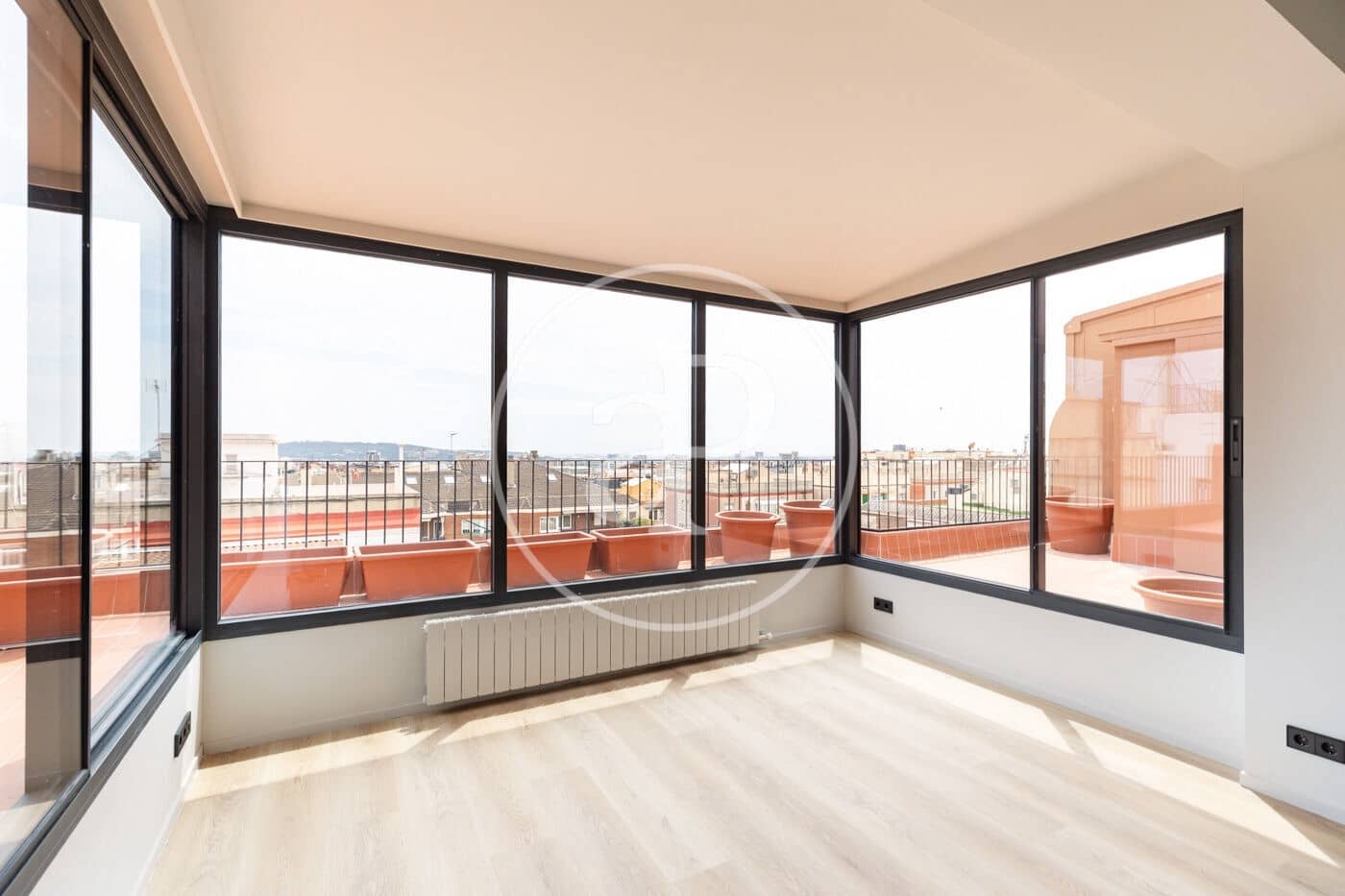 2 soveværelse Lejlighed til salg i Barcelona by - € 1.400.000 (Ref: 10159566)