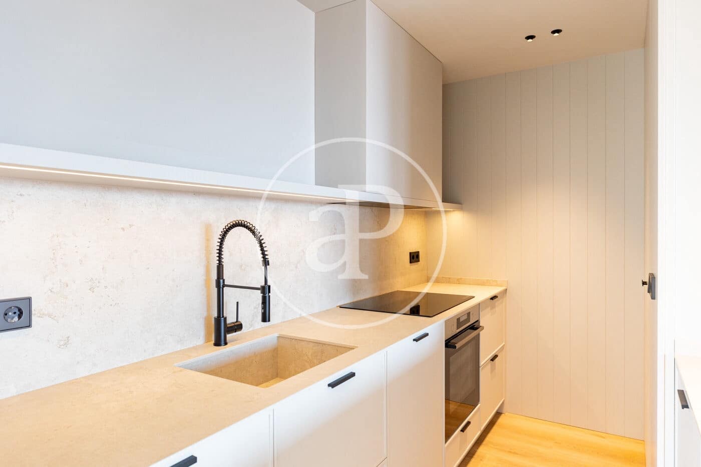 2 soveværelse Lejlighed til salg i Barcelona by - € 1.400.000 (Ref: 10159566)