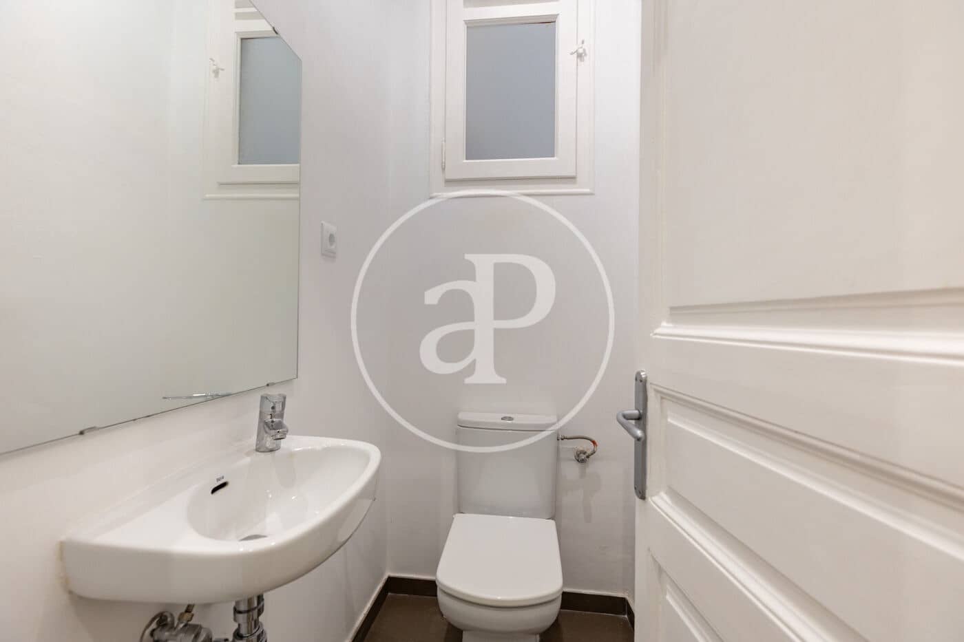 5 sypialnia Apartament na sprzedaż w Miasto Barcelona - 1 095 000 € (Ref: 10159567)