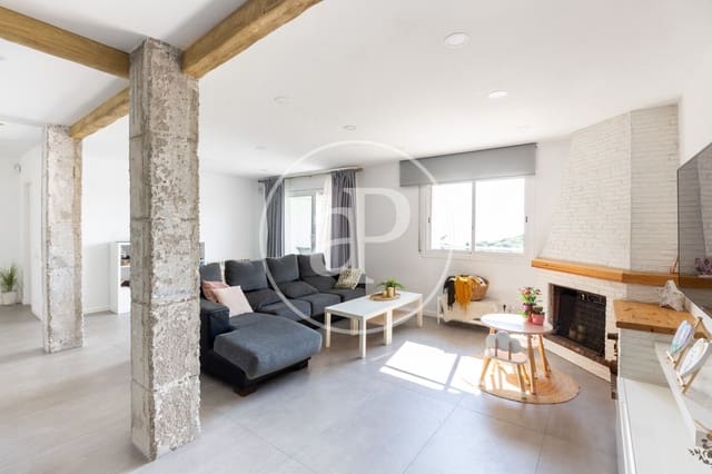 5 soverom Villa til salgs i Caldes d'Estrac med svømmebasseng garasje - € 860 000 (Ref: 10161475)