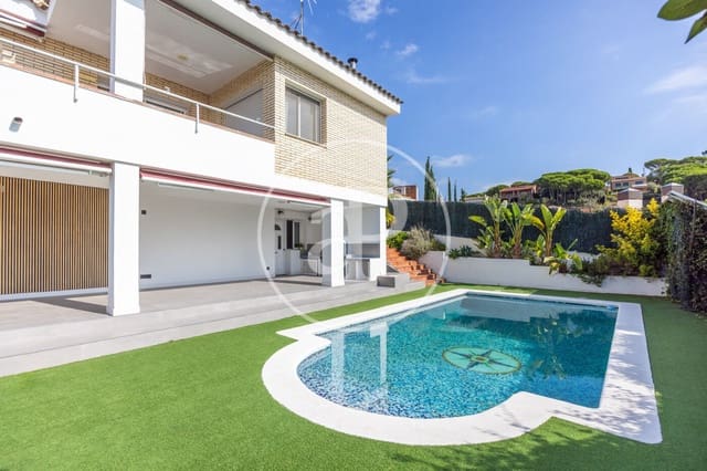 5 soverom Villa til salgs i Caldes d'Estrac med svømmebasseng garasje - € 860 000 (Ref: 10161475)