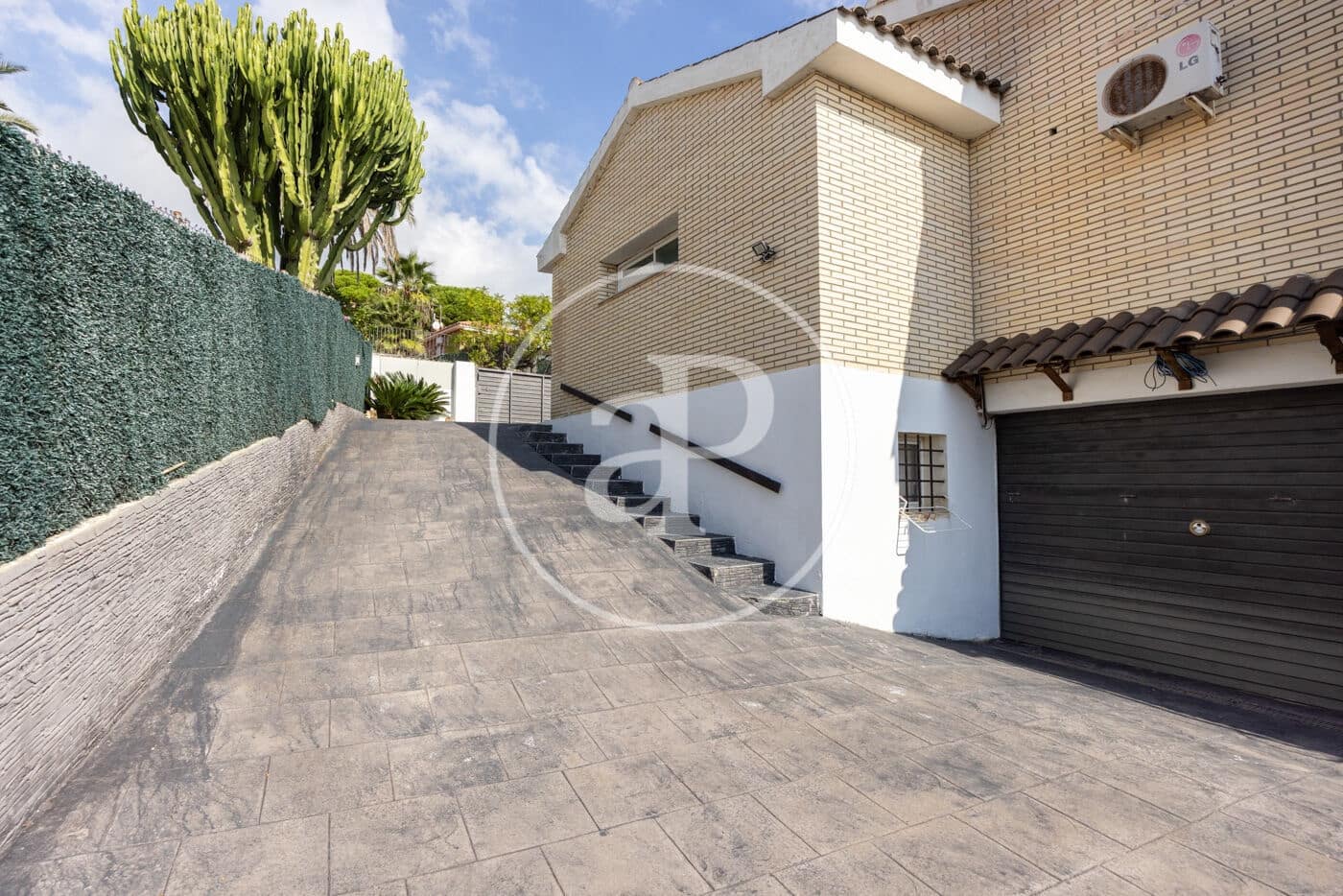 5 bedroom Villa for sale in Caldes d'Estrac with pool garage - € 860,000 (Ref: 10161475)