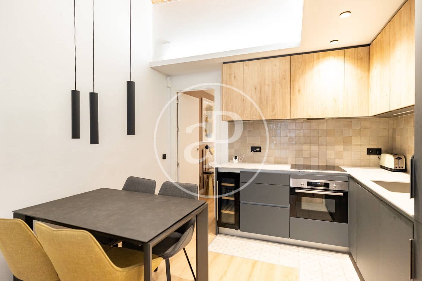 2 bedroom Apartment for sale in Barcelona city - € 395,000 (Ref: 10161478)