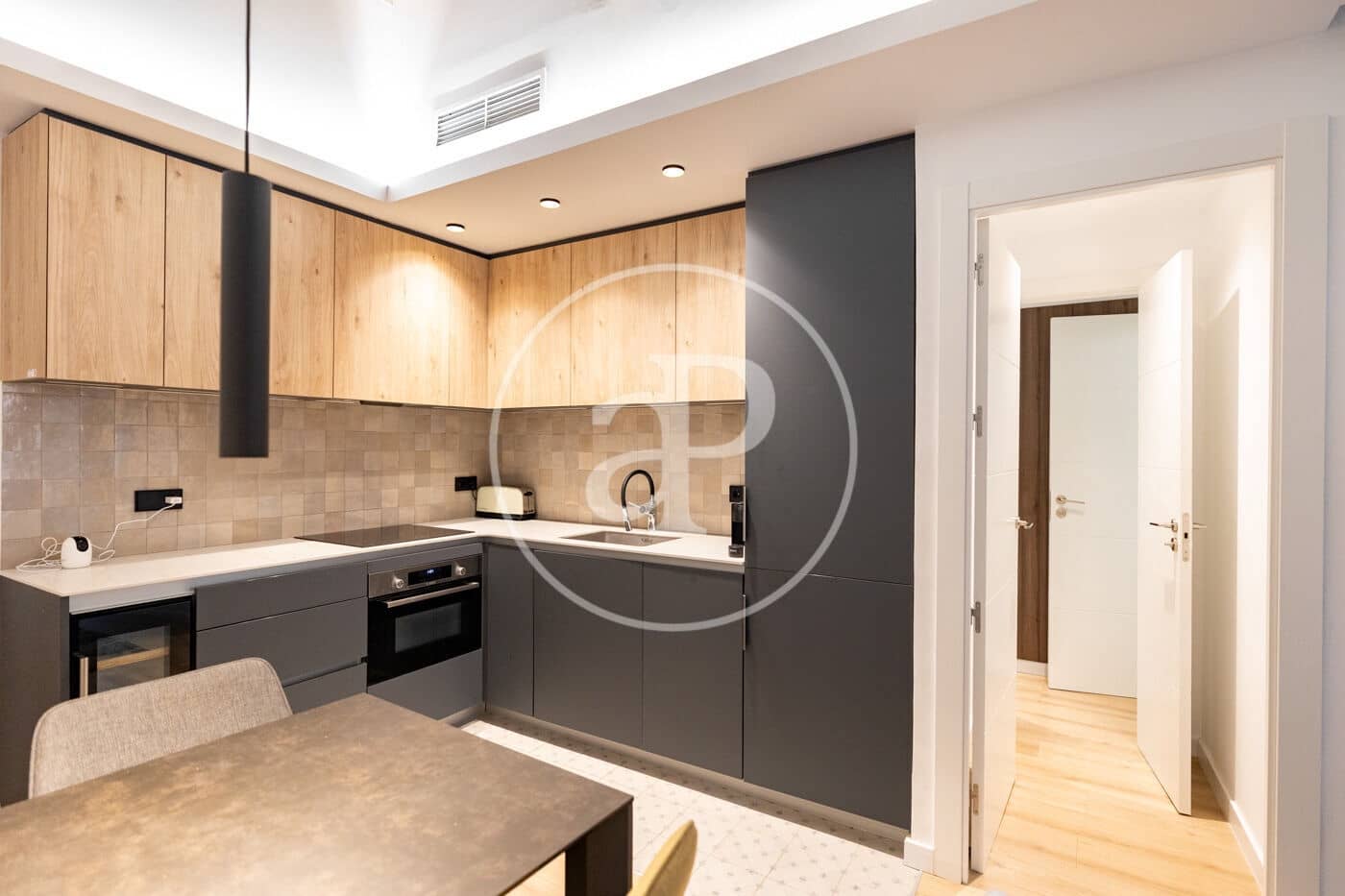 2 bedroom Apartment for sale in Barcelona city - € 395,000 (Ref: 10161478)