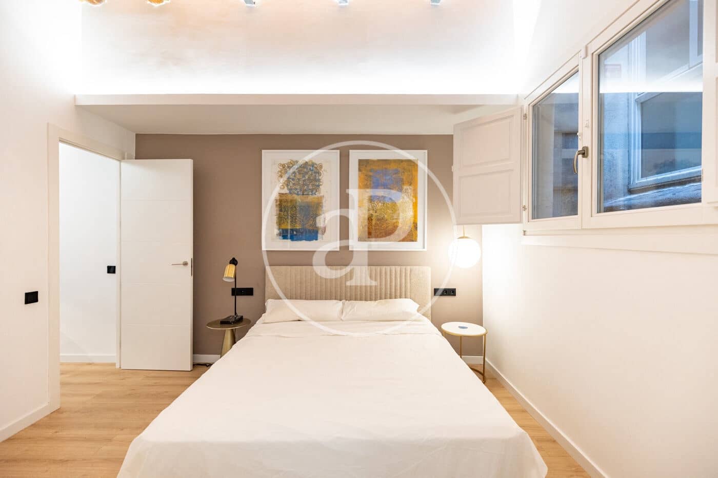 2 bedroom Apartment for sale in Barcelona city - € 395,000 (Ref: 10161478)