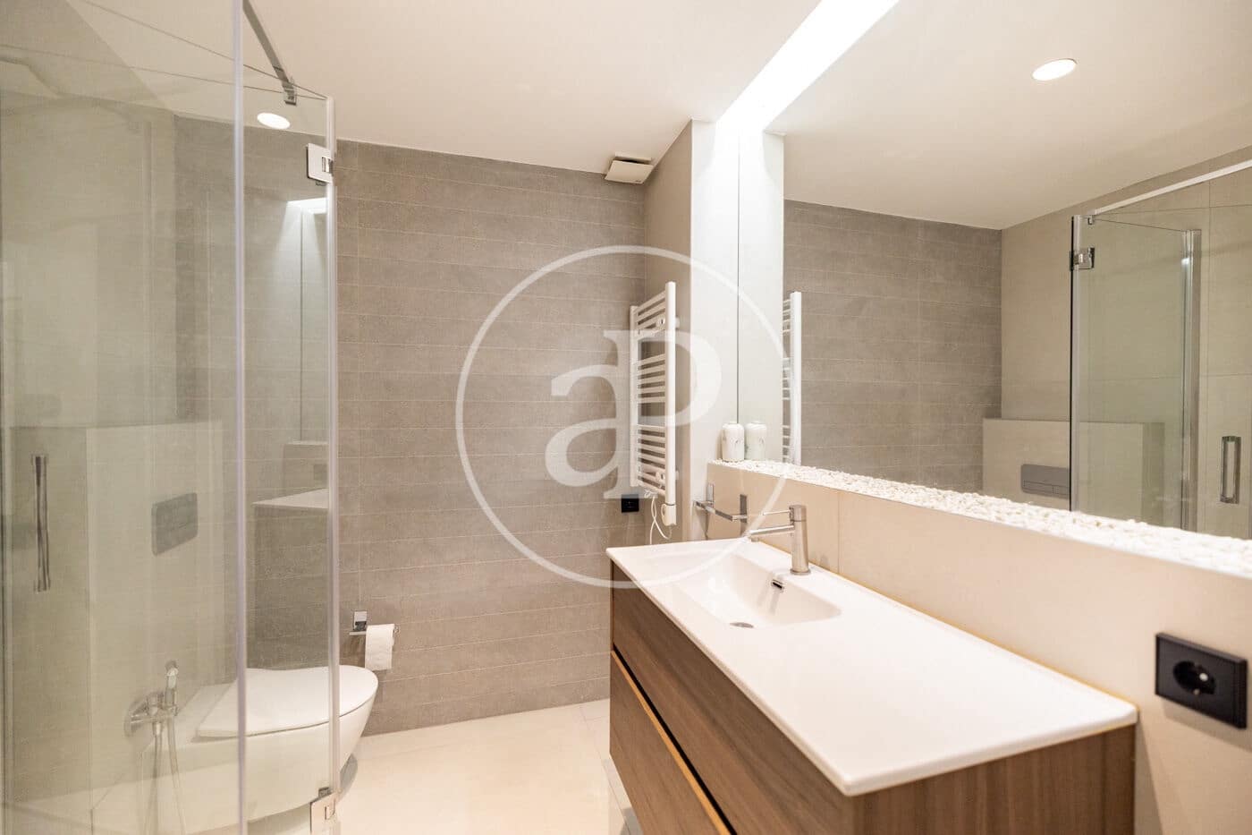 2 bedroom Apartment for sale in Barcelona city - € 395,000 (Ref: 10161478)