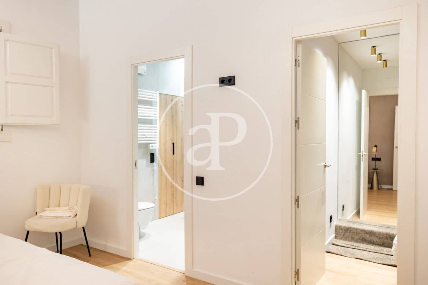 2 bedroom Apartment for sale in Barcelona city - € 395,000 (Ref: 10161478)