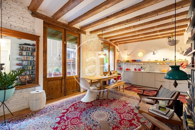 2 soveværelse Lejlighed til salg i Sant Pere, Santa Caterina i La Ribera, Barcelona by - € 440.000 (Ref: 10161479)