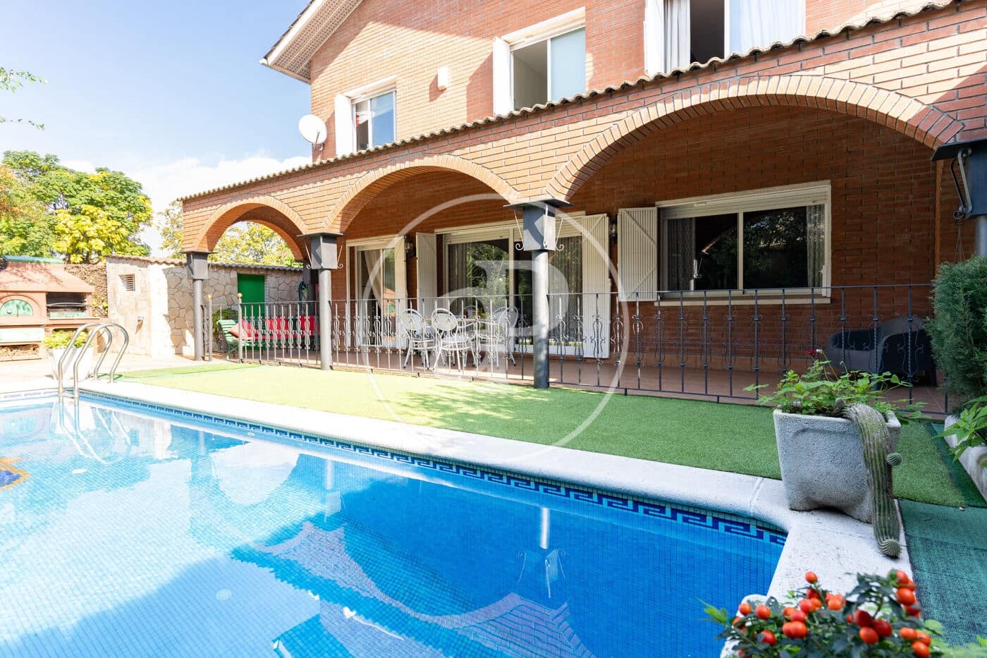5 bedroom Villa for sale in Cerdanyola del Valles with pool garage - € 920,000 (Ref: 10164936)
