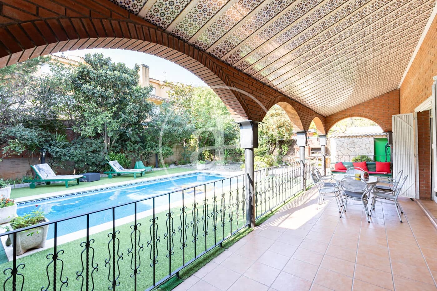 5 bedroom Villa for sale in Cerdanyola del Valles with pool garage - € 920,000 (Ref: 10164936)