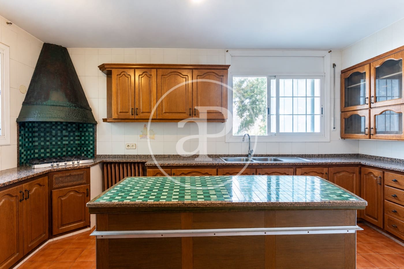 5 slaapkamer Villa te koop in Les Planes met garage - € 1.350.000 (Ref: 10164937)