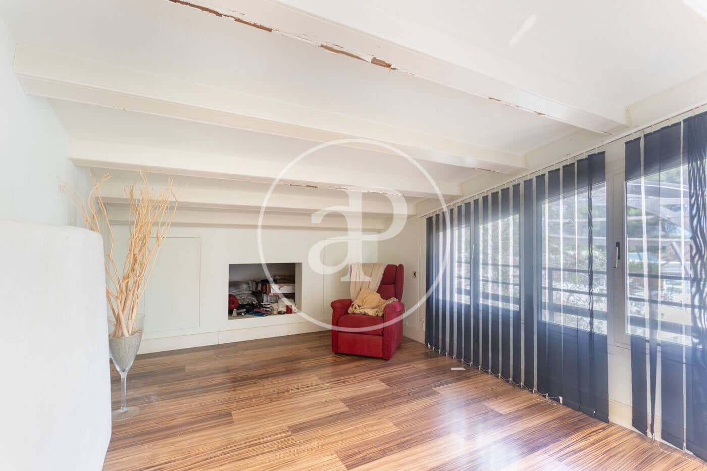 5 slaapkamer Villa te koop in Les Planes met garage - € 1.350.000 (Ref: 10164937)