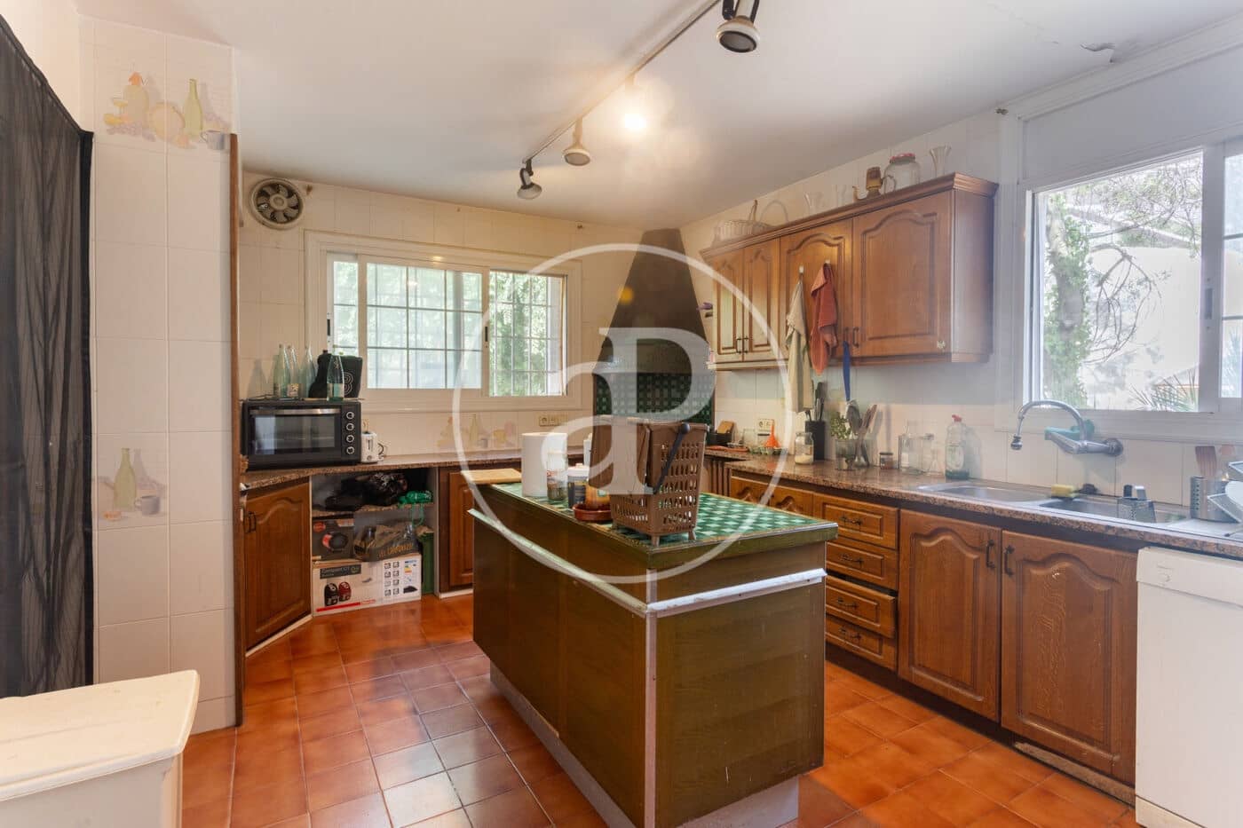 5 slaapkamer Villa te koop in Les Planes met garage - € 1.350.000 (Ref: 10164937)