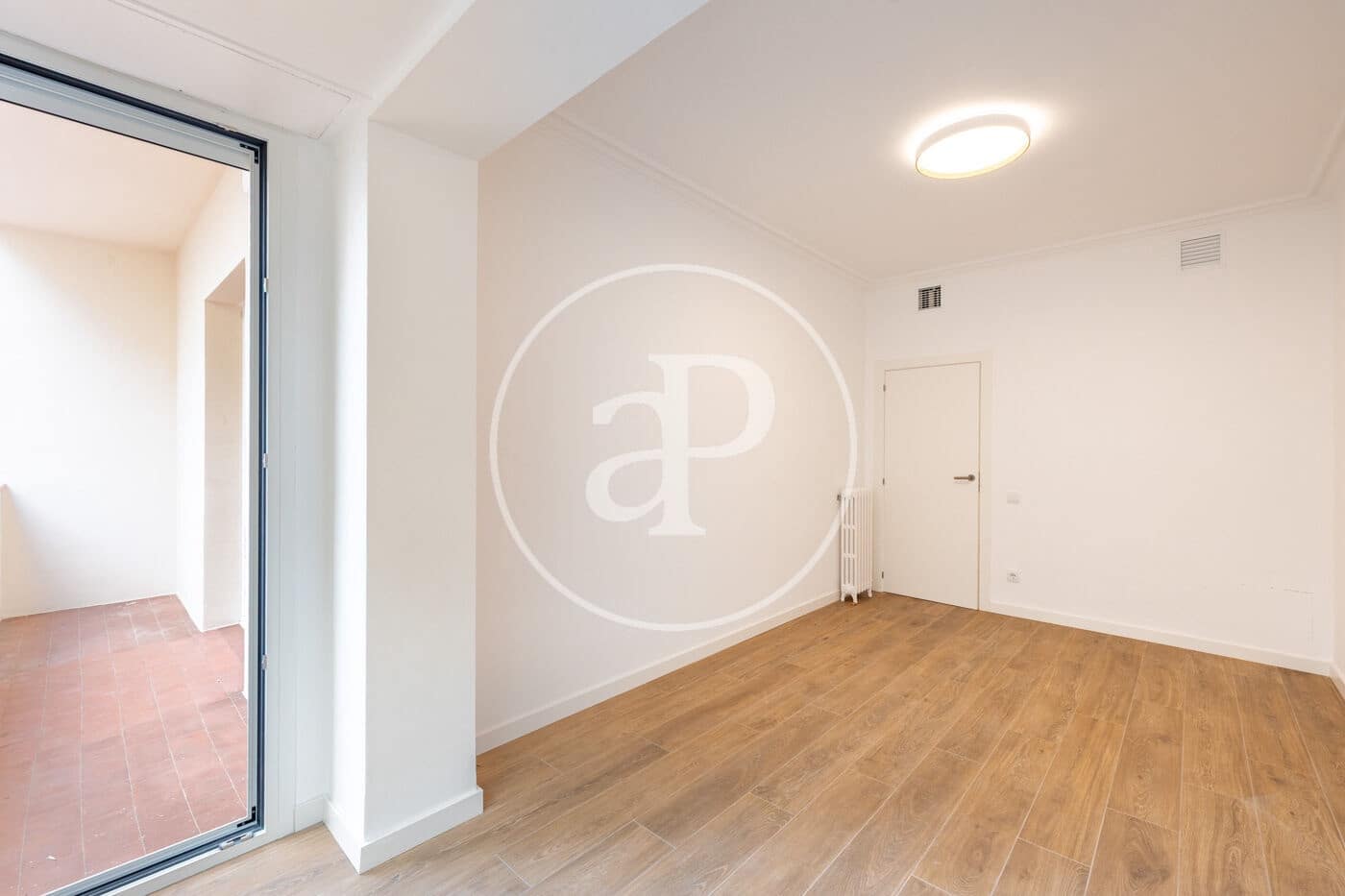 4 sovrum Lägenhet att hyra i Barcelona stad - 3 300 € (Ref: 10166610)