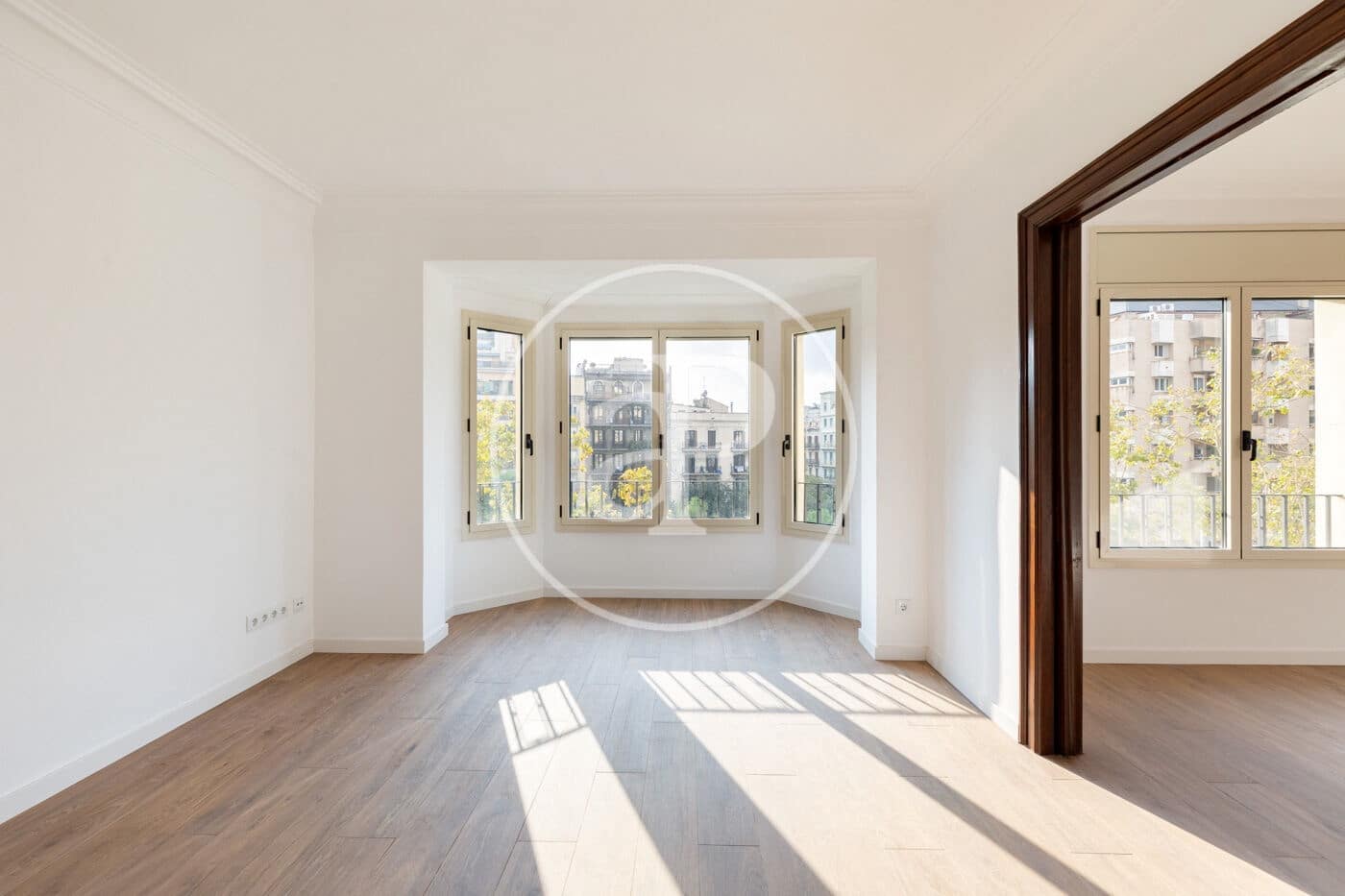 4 sovrum Lägenhet att hyra i Barcelona stad - 3 300 € (Ref: 10166610)