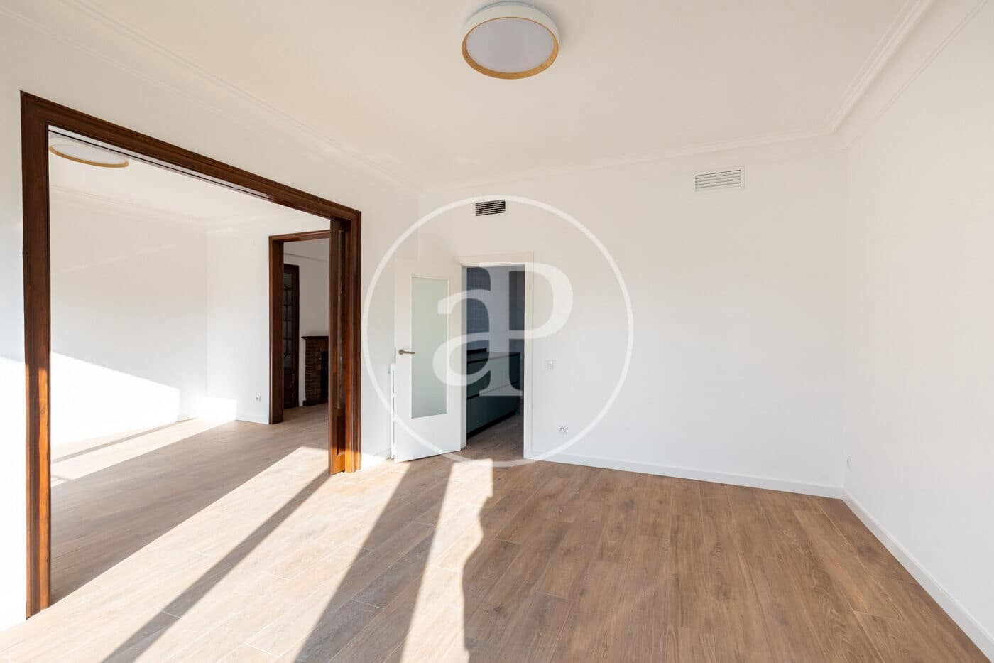 4 sovrum Lägenhet att hyra i Barcelona stad - 3 300 € (Ref: 10166610)