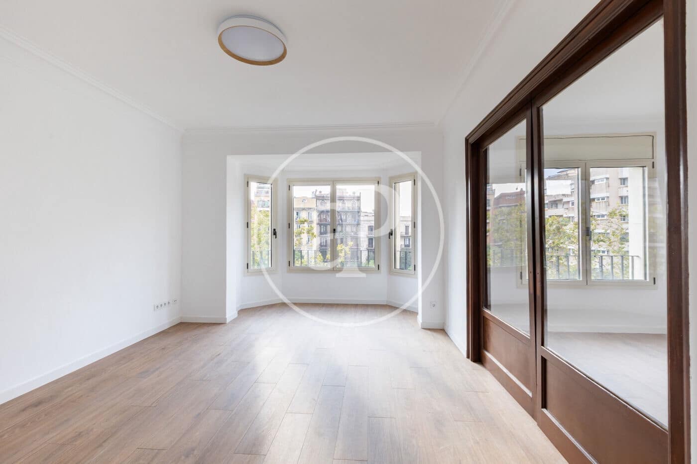 4 sovrum Lägenhet att hyra i Barcelona stad - 3 300 € (Ref: 10166610)