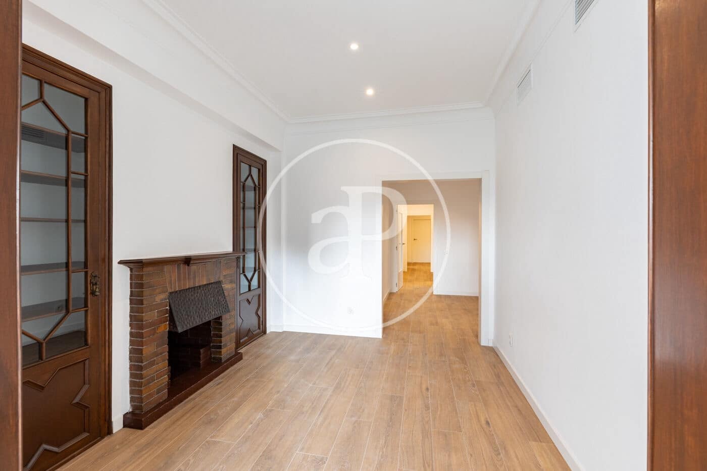 4 sovrum Lägenhet att hyra i Barcelona stad - 3 300 € (Ref: 10166610)