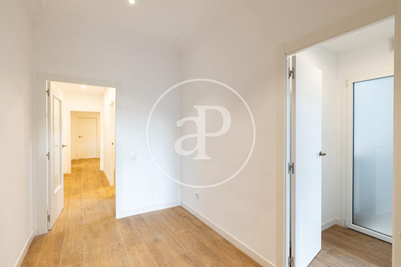 4 sovrum Lägenhet att hyra i Barcelona stad - 3 300 € (Ref: 10166610)