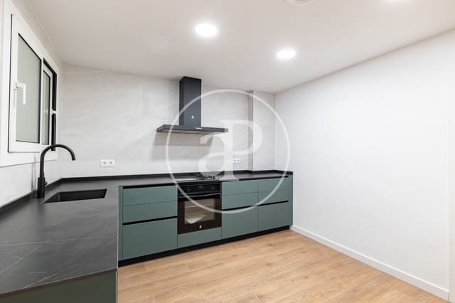 4 soverom Leilighet til leie i L'Antiga Esquerra de L'Eixample, Barcelona by - € 3 300 (Ref: 10166610)