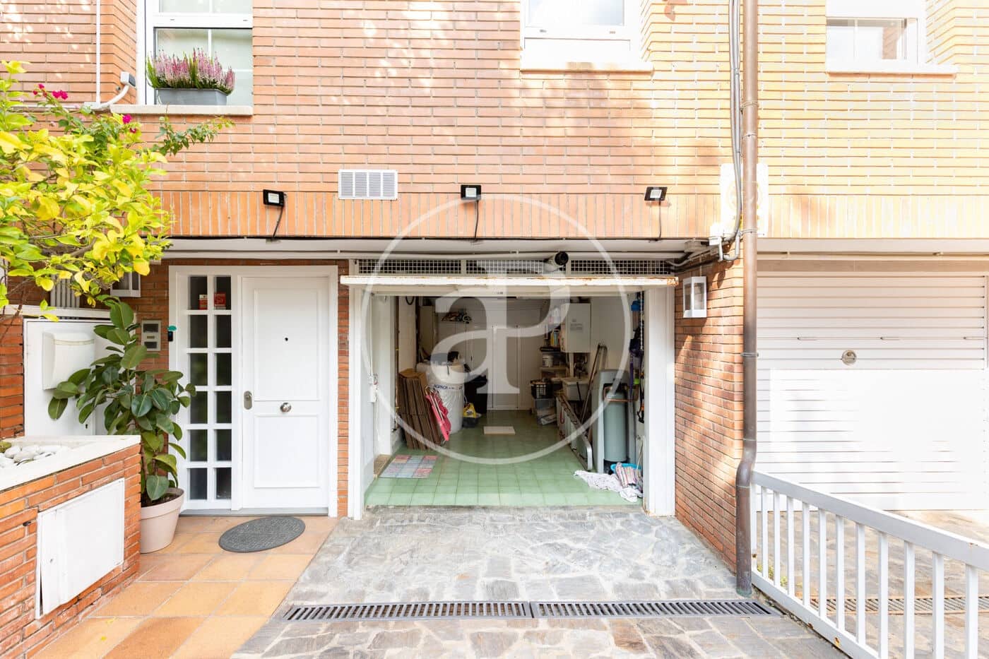 4 bedroom Villa for sale in Sant Cugat del Valles with pool garage - € 1,195,000 (Ref: 10166611)