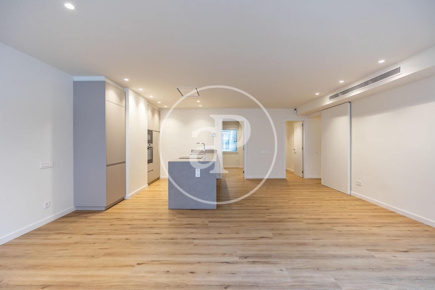 3 soveværelse Lejlighed til salg i Barcelona by - € 725.000 (Ref: 10168453)