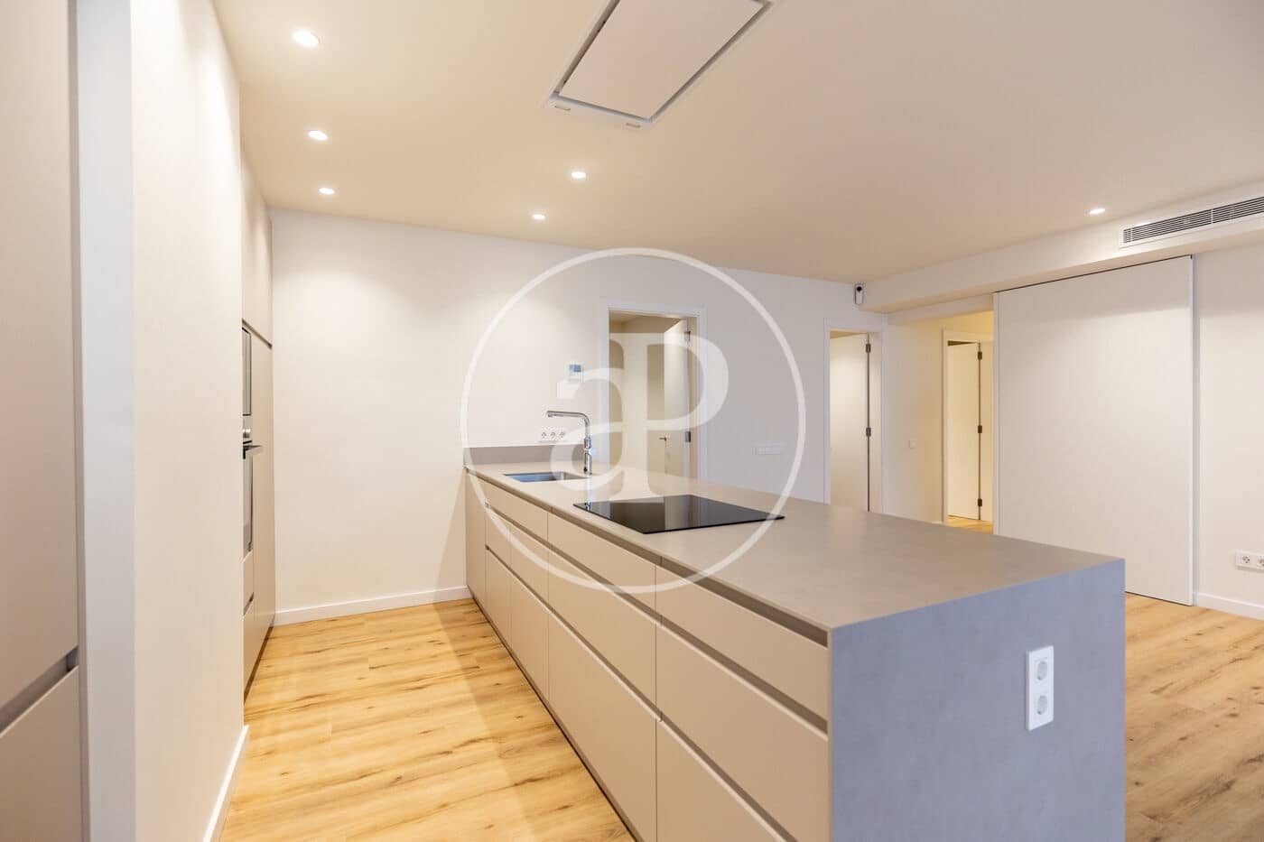 3 soveværelse Lejlighed til salg i Barcelona by - € 725.000 (Ref: 10168453)