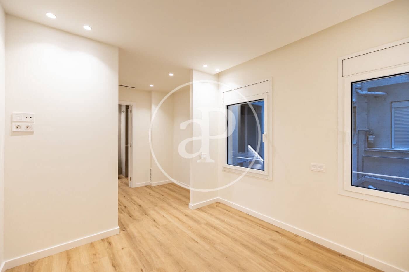 3 soveværelse Lejlighed til salg i Barcelona by - € 725.000 (Ref: 10168453)