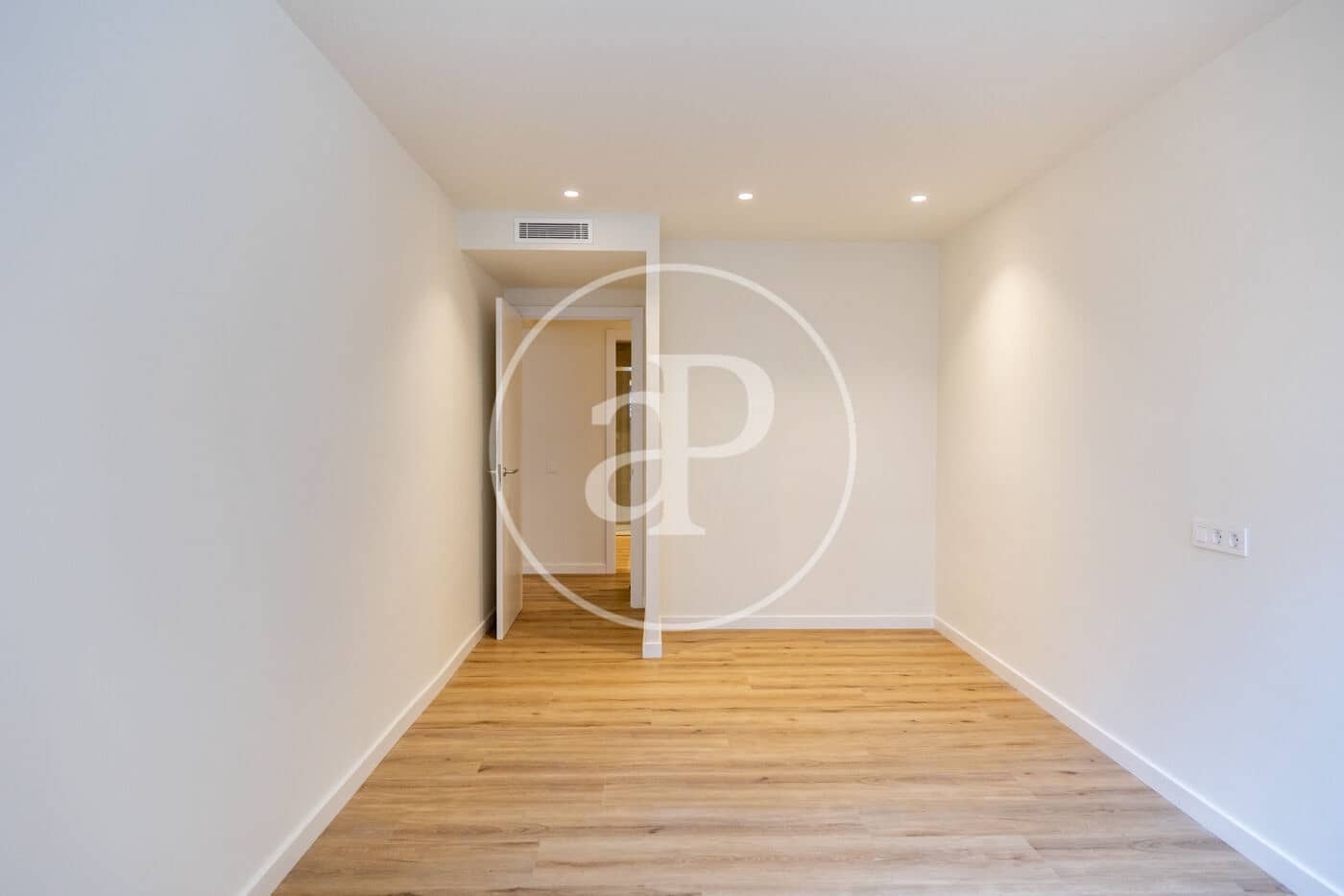 3 soveværelse Lejlighed til salg i Barcelona by - € 725.000 (Ref: 10168453)