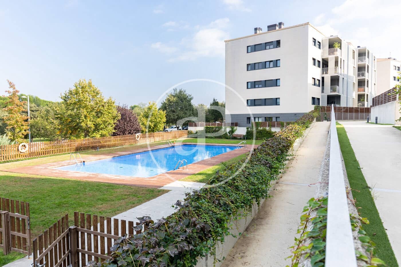 4 slaapkamer Appartement te huur in Sant Cugat del Valles met zwembad - € 2.910 (Ref: 10173803)