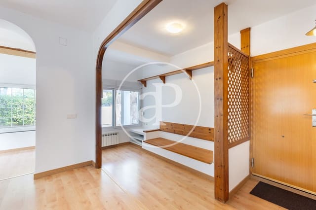 4 soverom Villa til salgs i Mira-Sol, Sant Cugat del Vallès med svømmebasseng garasje - € 1 090 000 (Ref: 10173805)