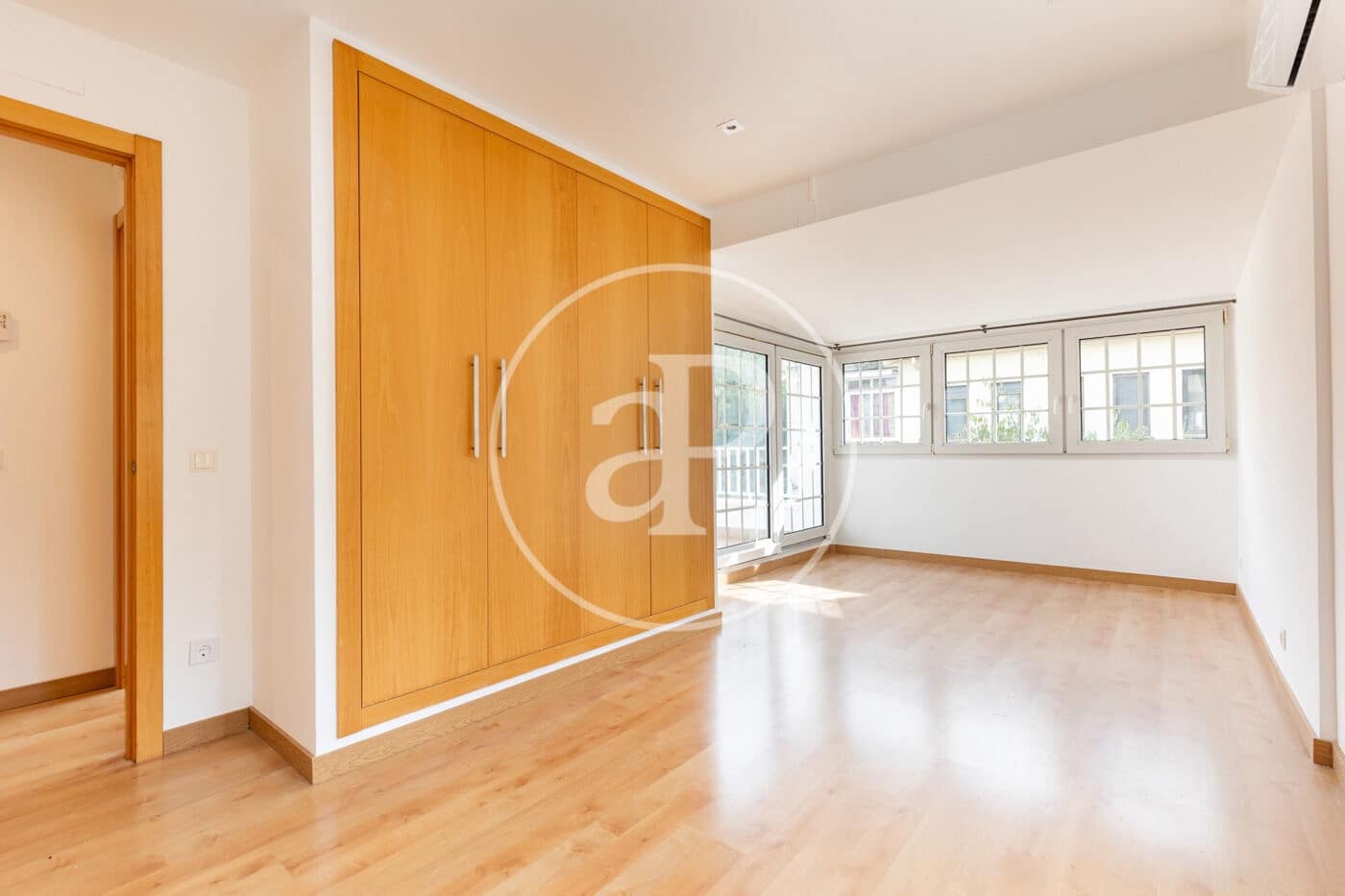 4 soverom Villa til salgs i Mira-Sol med svømmebasseng garasje - € 1 090 000 (Ref: 10173805)